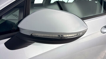 2020 Volkswagen TSI Life Euro 6 5-door (Silver) - Image: 29