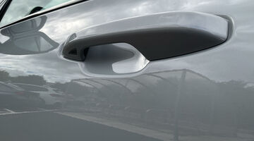 2026 Volvo 2.0 T6 18.8kWh Plus Auto Euro 6 5-door (Grey) - Image: 24