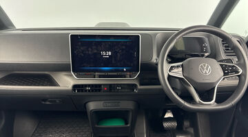 2025 Volkswagen Pro 79kWh Commerce Plus Auto 5-door (White) - Image: 8