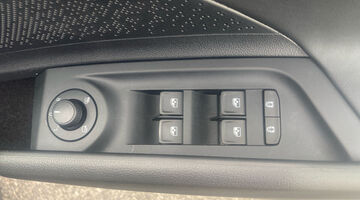 2026 Škoda 82kWh 85 SportLine Auto 5-door (Grey) - Image: 15