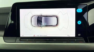 2021 Volkswagen 2.0 TDI Life DSG Euro 6 5-door (White) - Image: 14