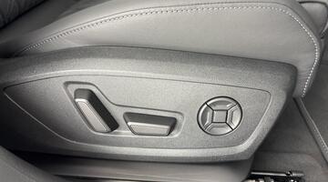 2026 Audi 2.0 TFSI Edition 1 S Tronic Euro 6 5-door (Red) - Image: 23