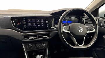 2025 Volkswagen 1.0 TSI Match Euro 6 5-door (Silver) - Image: 2