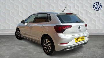 2022 Volkswagen 1.0 TSI Life Euro 6 5-door (Silver) - Image: 3