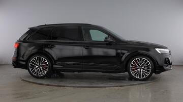2026 Audi 4.0 TFSI V8 Black Edition Tiptronic quattro Euro 6 5-door (Black) - Image: 4