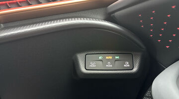 2025 CUPRA 77kWh VZ2 SUV Coupe Auto 4-doorive 5dr (Blue) - Image: 27