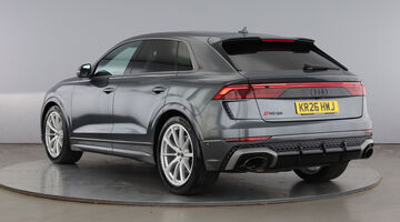 2026 Audi 4.0 TFSI V8 Performance Tiptronic quattro Euro 6 5-door (Grey) - Image: 3