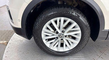 2023 Volkswagen 1.0 TSI Life Euro 6 5-door (Grey) - Image: 35