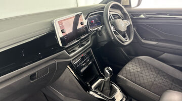 2023 Volkswagen TSI R-Line Euro 6 5-door (Grey) - Image: 2