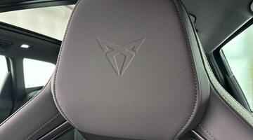 2026 CUPRA 2.0 TSI VZ3 DSG 4-doorive Euro 6 5dr (Grey) - Image: 40