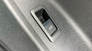 2026 Audi TFSI Sport S Tronic Euro 6 5-door (Black) - Image: 20