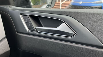 2026 Volkswagen 1.0 TSI Black Edition DSG Euro 6 5-door (Black) - Image: 23