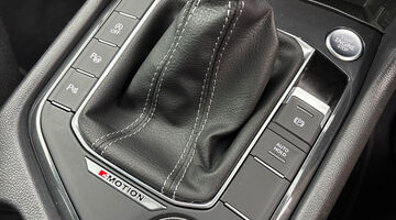 2022 Volkswagen 2.0 TSI R-Line DSG 4Motion Euro 6 5-door (Silver) - Image: 8