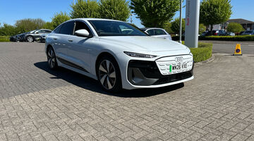 2026 Audi Sportback S line e-tron 210,00 kW (White) - Image: 22