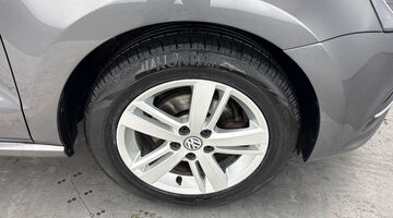 2017 Volkswagen TSI Match Edition Euro 6 5-door (Grey) - Image: 5