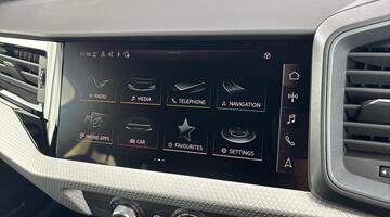 2026 Audi Sportback S line 30 TFSI 116 PS S tronic (Black) - Image: 18