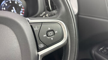 2021 Volvo 2.0 B5 MHEV Momentum Auto Euro 6 5-door (Silver) - Image: 30
