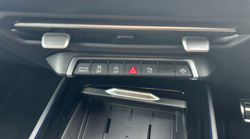 2026 Audi TFSI S line S Tronic Euro 6 5-door (Blue) - Image: 25