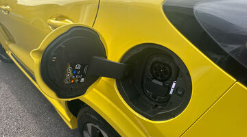 2026 Ford Standard Range 43kWh Premium Auto 5-door (Yellow) - Image: 12