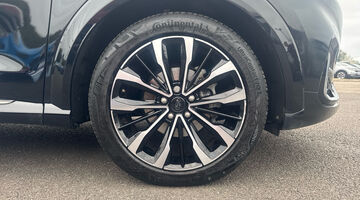 2023 Ford 1.0T EcoBoost MHEV ST-Line Vignale Euro 6 5-door (Black) - Image: 5