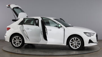 2025 Audi TFSIe 40 Sport Sportback S Tronic Euro 6 5-door 17.9kWh (White) - Image: 10