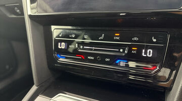 2021 Volkswagen 2.0 TSI R-Line Fastback DSG Euro 6 5-door (Silver) - Image: 14