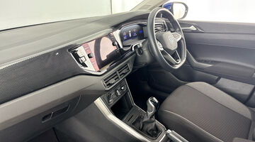 2023 Volkswagen 1.0 TSI Life Euro 6 5-door (Blue) - Image: 2
