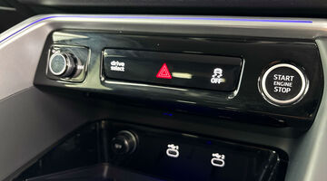2026 Audi 2.0 TDI Sport S Tronic quattro Euro 6 5-door (Black) - Image: 7