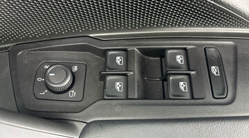 2024 Volkswagen ETSI MHEV Match DSG Euro 6 5-door (White) - Image: 20