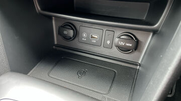 2018 Hyundai 1.0 T-GDi Blue Drive Premium SE Euro 6 5-door (Grey) - Image: 18