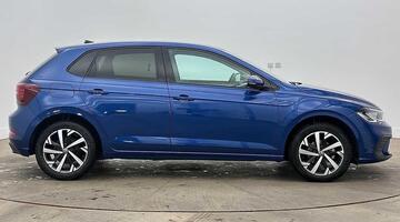 2025 Volkswagen 1.0 TSI Match Euro 6 5-door (Blue) - Image: 4