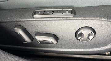 2026 CUPRA 2.0 TSI VZ3 DSG 4-doorive Euro 6 5dr (Grey) - Image: 21