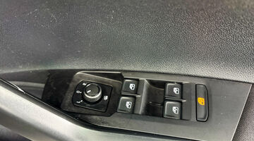 2019 Volkswagen 1.0 TSI SE Euro 6 5-door (Black) - Image: 20