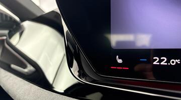 2026 Audi Saloon Black Edition e-hybrid quattro 299 PS S tronic (Red) - Image: 15