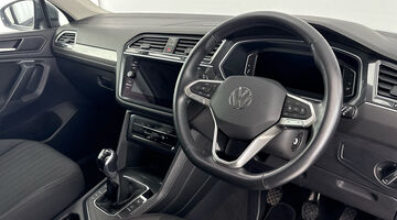 2023 Volkswagen TSI Life Euro 6 5-door (Grey) - Image: 6