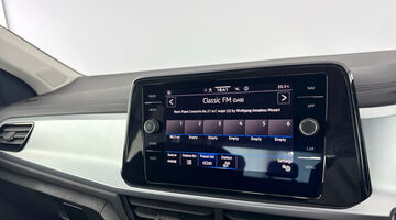 2023 Volkswagen 1.0 TSI Life Euro 6 5-door (Grey) - Image: 26