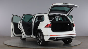 2023 Volkswagen TSI R-Line DSG Euro 6 5-door (White) - Image: 12