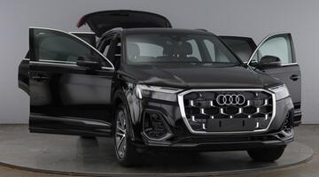 2026 Audi SUV S line TFSI quattro 340 PS tiptronic (Black) - Image: 9