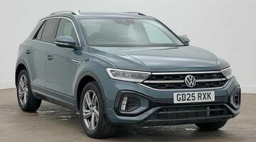 2025 Volkswagen TSI R-Line Euro 6 5-door (Unlisted) - Image: 1