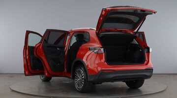 2026 Volkswagen 2.0 TDI Match DSG Euro 6 5-door (Red) - Image: 12