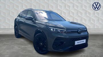 2026 Volkswagen ETSI MHEV Black Edition DSG Euro 6 5-door (Green) - Image: 1