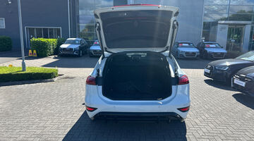 2025 Audi Avant Edition 1 e-tron 210,00 kW (White) - Image: 21