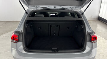 2024 Volkswagen TSI R-Line Euro 6 5-door (Grey) - Image: 32