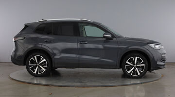 2024 Volkswagen ETSI MHEV Match DSG Euro 6 5-door (Grey) - Image: 4