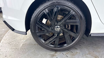 2024 Volkswagen TSI Black Edition Euro 6 5-door (White) - Image: 32