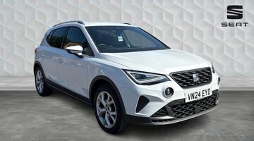 2024 SEAT 1.0 TSI FR Euro 6 5-door (White) - Image: 1