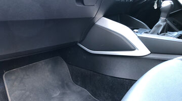 2025 Audi 1.0 TFSI 30 S line Euro 6 5-door (White) - Image: 13