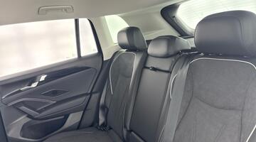 2026 Volkswagen ETSI MHEV Elegance DSG Euro 6 5-door (Black) - Image: 36