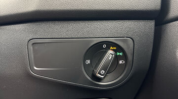 2023 Volkswagen TSI Life DSG Euro 6 5-door (White) - Image: 27