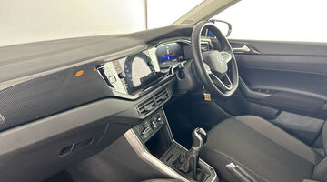 2024 Volkswagen 1.0 TSI Match Euro 6 5-door (Blue) - Image: 2